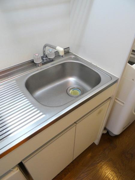 トヤママンションのキッチン|★使いやすい大きさ★