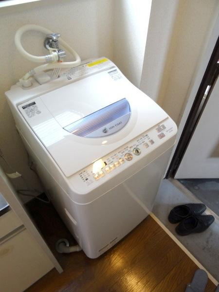 トヤママンションの洗面所|★洗濯機付き★