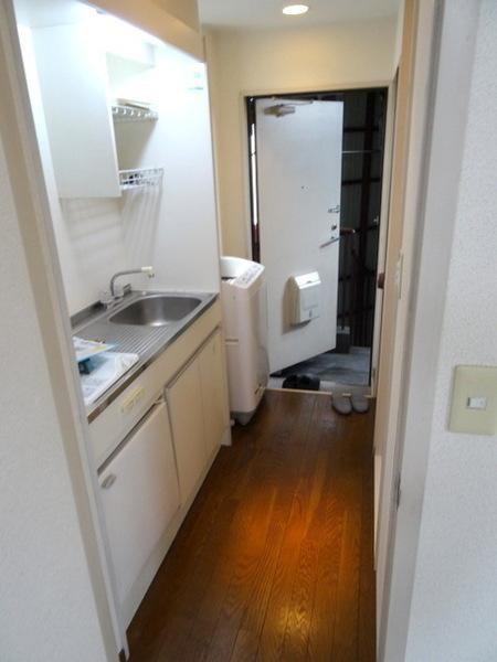 トヤママンションの収納|★キッチンには収納たっぷり★