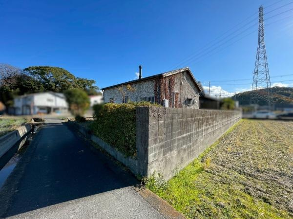 和歌山市栗栖　中古戸建の前面道路含む現地写真