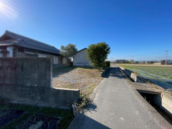 和歌山市栗栖　中古戸建の前面道路含む現地写真