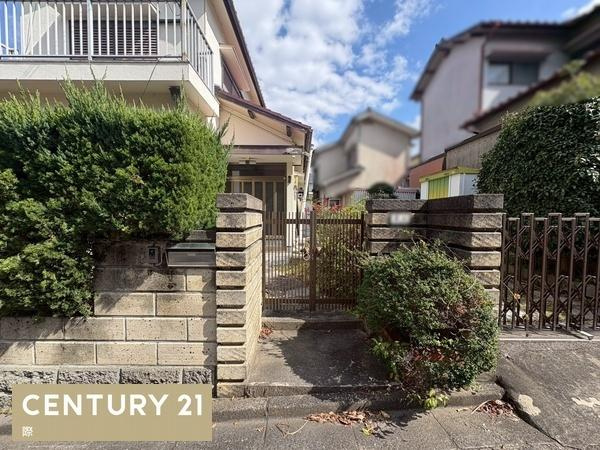 岩出市船戸　中古戸建の玄関