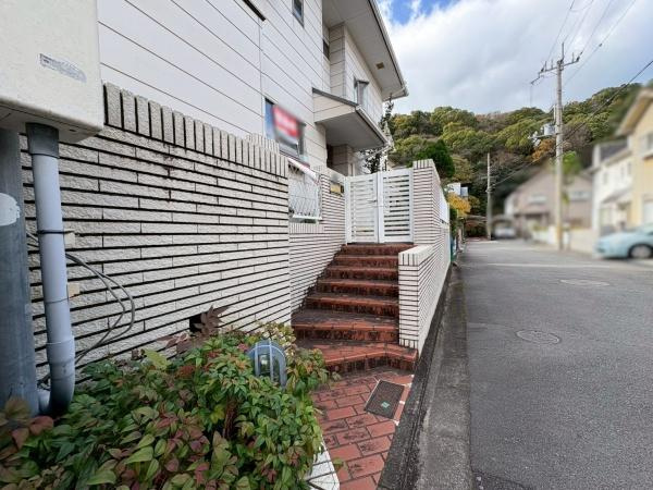 和歌山市西浜　中古戸建の玄関