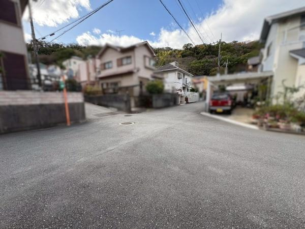 和歌山市西浜　中古戸建の前面道路含む現地写真