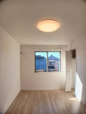 【収納】 | ブルーオーシャン・レジデンスＢ