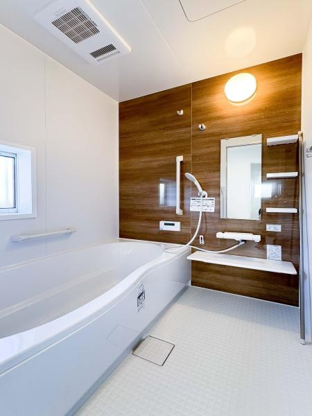 鎌倉市稲村ガ崎５丁目の新築一戸建の浴室