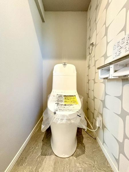 逗子市沼間６丁目の中古一戸建のトイレ|いつも綺麗に清潔に！ウォッシュレット付きトイレです。