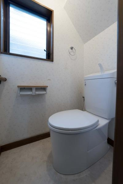 横浜市保土ケ谷区仏向西の中古一戸建のトイレ