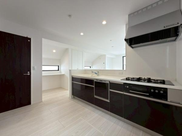 横浜市南区中里４丁目の新築一戸建のキッチン