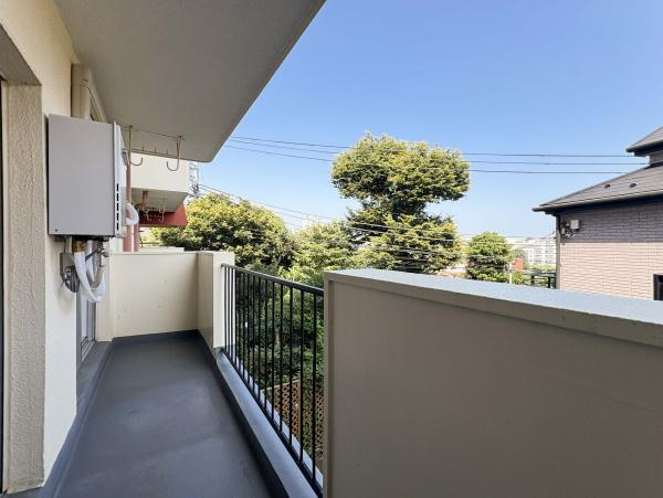 ニックハイム東寺尾のバルコニー