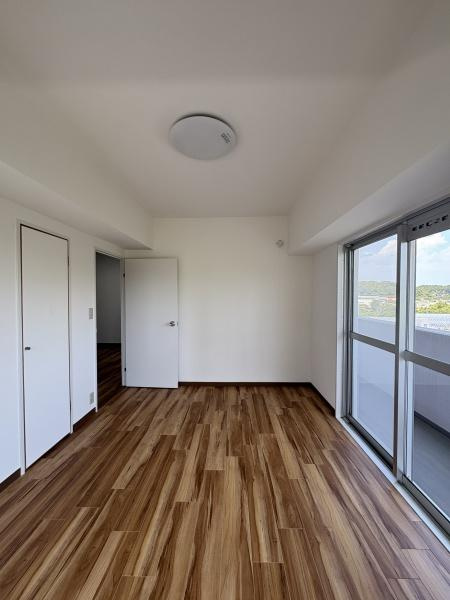 ホーユウパレスひなた山の洋室