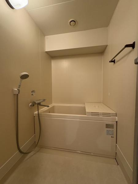 ホーユウパレスひなた山の浴室