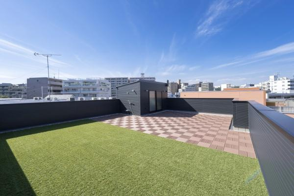 横浜市西区南浅間町の中古一戸建のバルコニー