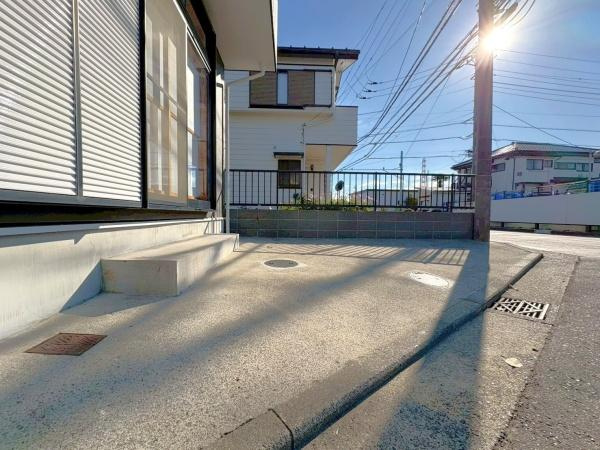 横浜市都筑区川和町の中古一戸建の駐車場