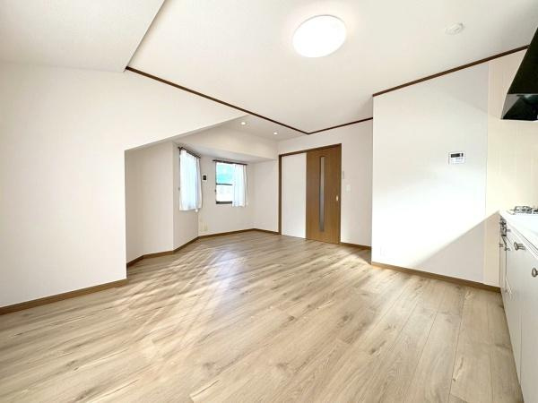 横浜市都筑区川和町の中古一戸建の居間・リビング