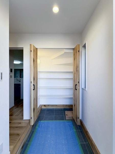 横浜市港北区日吉本町５丁目の中古一戸建のトイレ|ウォシュレット仕様の一体型多機能トイレです！
