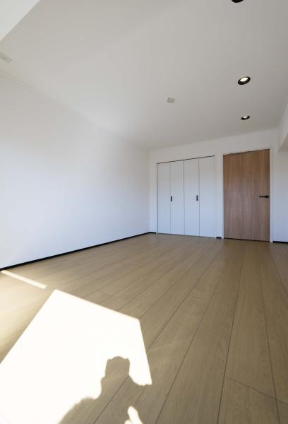 コーシン菊名第２マンションの洋室