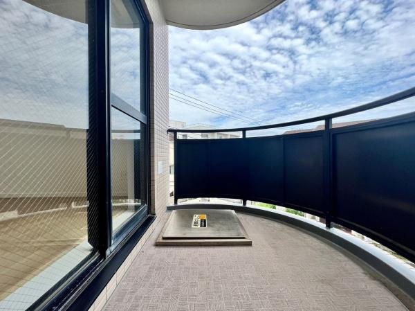 マイキャッスル葉山のバルコニー