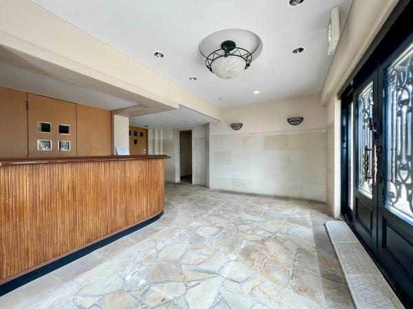 マイキャッスル葉山の居間・リビング