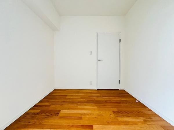 ワコーレ保土ヶ谷の洋室|広々とスッキリとした洋室。自分好みにアレンジできますね。