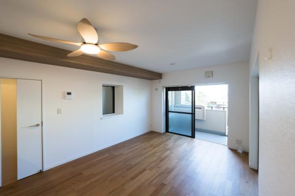 ワコーレ保土ヶ谷の居間・リビング|多くの光りを取りこむＬＤＫは、明るい日差しでスタイリシュなＬＤＫに…家族が集まるリビングだからより使いやすく美しく。