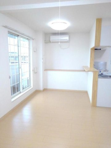 ソレイユＧＥＮ　Ⅲの居間・リビング