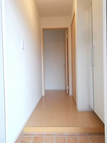 レジデンススクエアＧの玄関