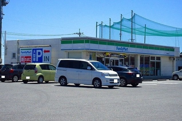 ベル　アンジュの周辺|ファミリーマートまで650m