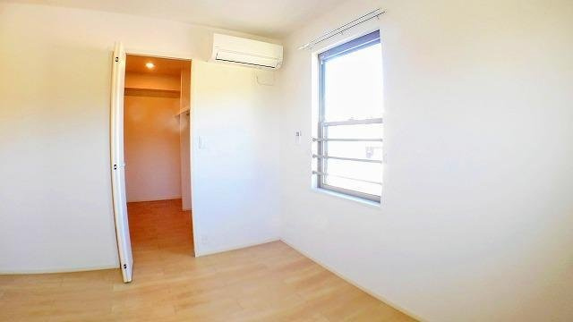 メゾン・ベル　Ⅰの収納