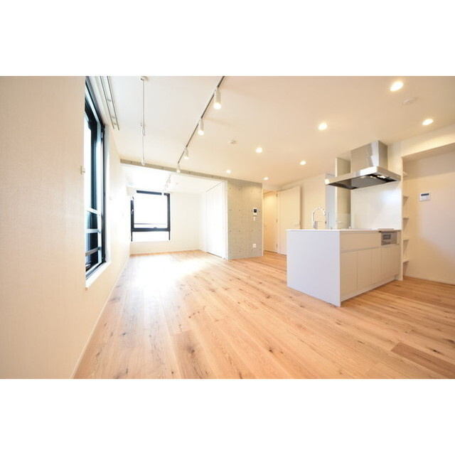 EDIT文京護国寺の内装