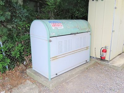 レオパレスニスモのその他|敷地内にゴミ庫が設置されておりゴミ捨てに便利です