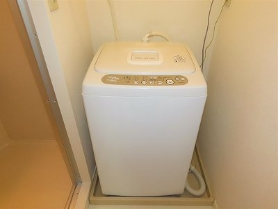 レオパレスニスモのその他|洗濯機も付いています