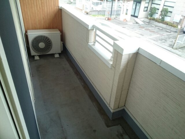 シャルパンティエ　Ⅲのバルコニー