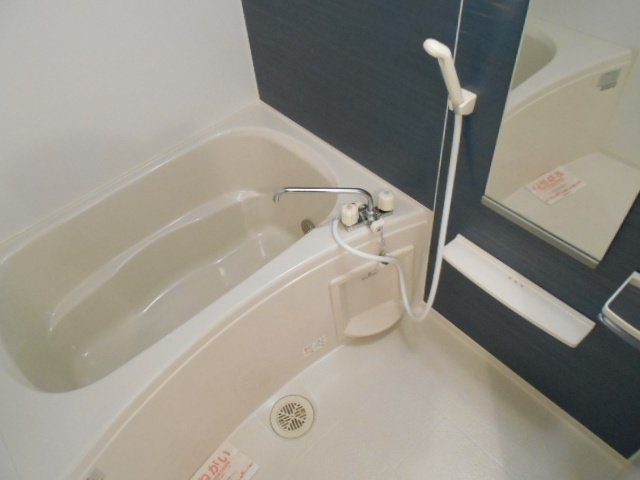 セゾンコスモス　Ⅰの浴室