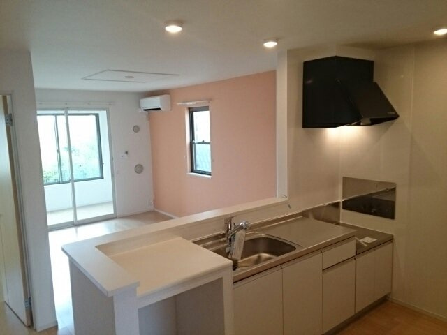 ラ　スペランツァＢのキッチン