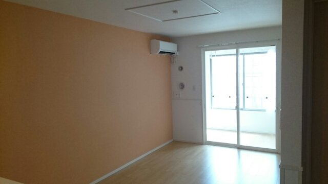 フリーデンの居間・リビング