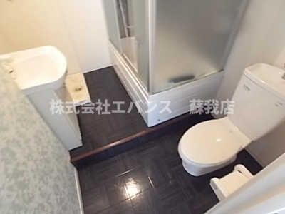 【洗面所】 | アメニティ千葉中央Ⅰ | スペースが確保できる洗面所です