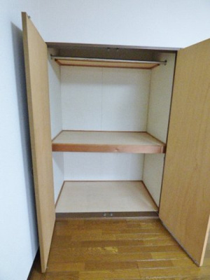 【収納】 | メゾンＲＡＭＯ | 奥行のある収納です！　※掲載画像は同タイプの別室内画像のためイメージとしてご参照ください。