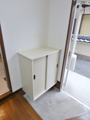 【玄関】 | メゾンＲＡＭＯ | シューズBOXあります！　※掲載画像は同タイプの別室内画像のためイメージとしてご参照ください。