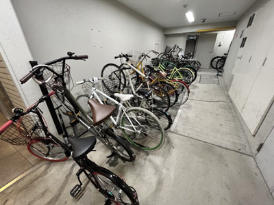 【その他共用部分】 | エステムコート心斎橋EASTIIIエクシード | エステムコート心斎橋EAST IIIエクシード　駐輪場