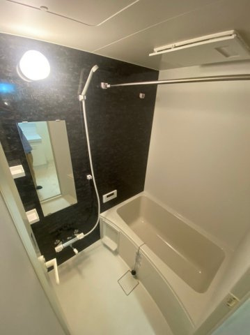 モダンパラッツォ大名の浴室