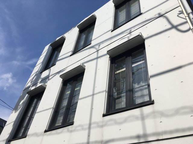 ロイクラトン左門町の外観