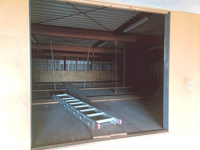 緑丘1丁目28-10店舗の内装