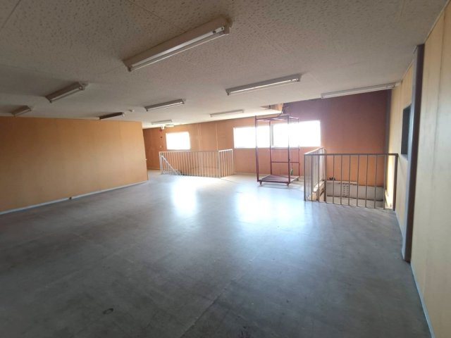 緑丘1丁目28-10店舗の内装