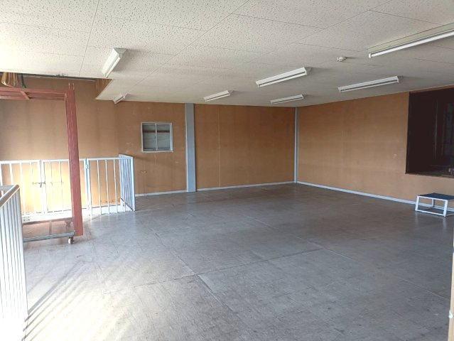 緑丘1丁目28-10店舗の内装