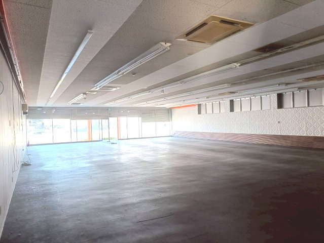 緑丘1丁目28-10店舗の内装