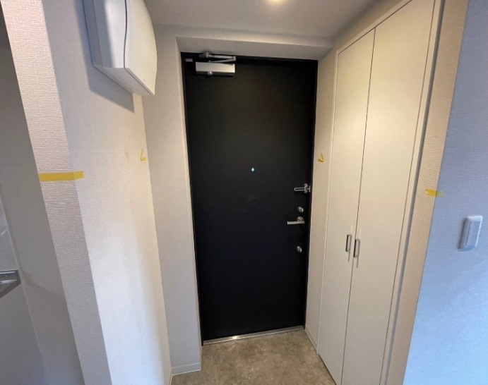 ロータス平和島Westウエストの玄関