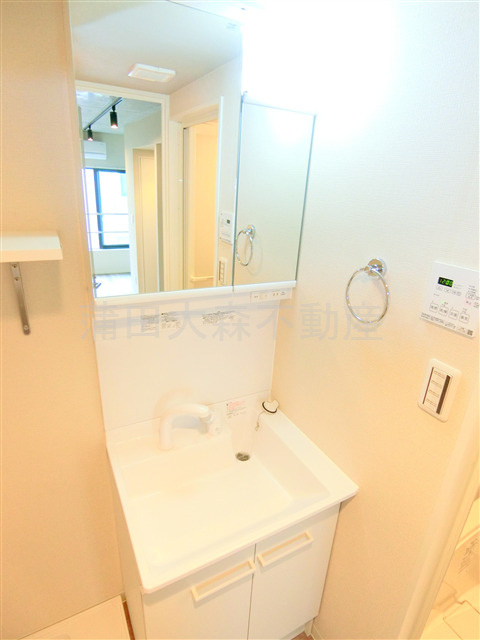 ロータス平和島Westウエストの洗面所|洗面脱衣所　独立洗面台