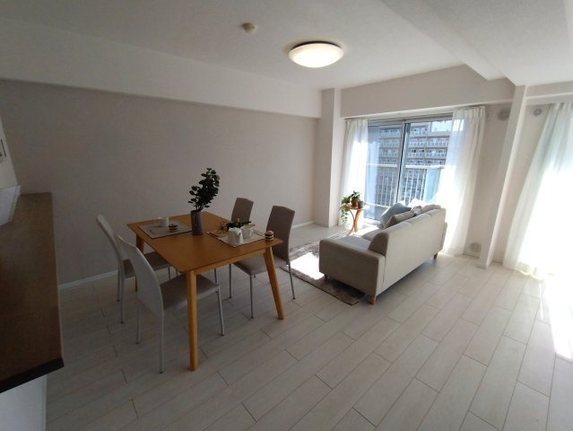 シーアイハイツ和光E棟の居間・リビング