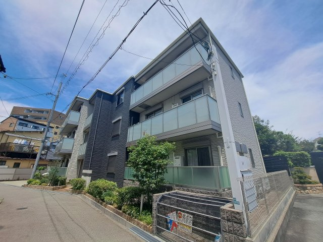 シャーメゾン　スパーツィオの外観